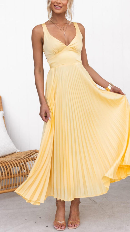 Lucy | Pleated V-Neck Maxi Jurk