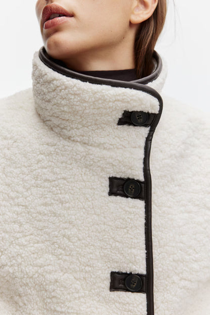 Lunevia | Premium Teddy Jacket – Loose Fit