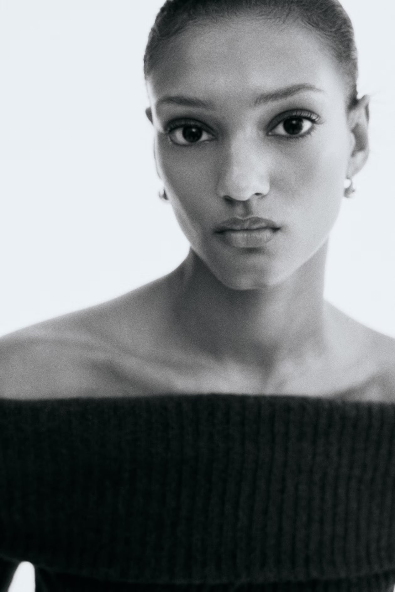 Rib-knitted off-the-shoulder top