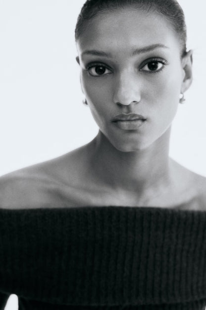 Rib-knitted off-the-shoulder top