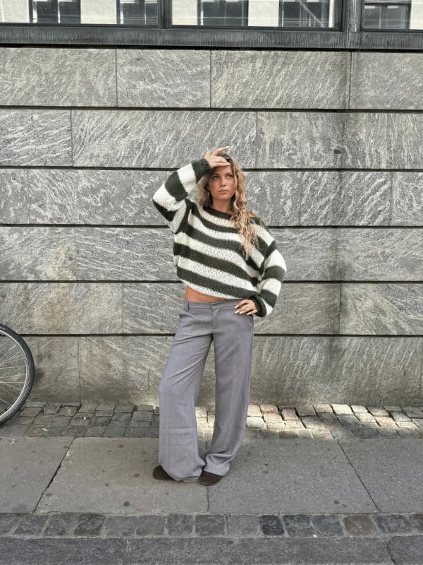 Lunevia © | Winter Sweater